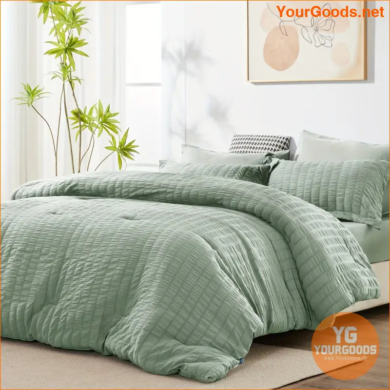 7Piece Hypoallergenic Seersucker Bedding Set AllSeason Comfort - YourGoods Online Shop