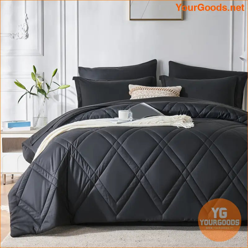 Luxurious Geometric Comforter Set Soft Hypoallergenic Bedding - YourGoods Online Shop