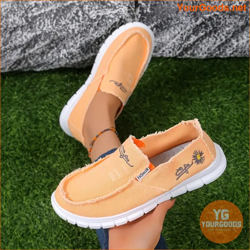 Stylish Daisy Embroidered Denim Loafers Comfy Trendy Durable - YourGoods Online Shop