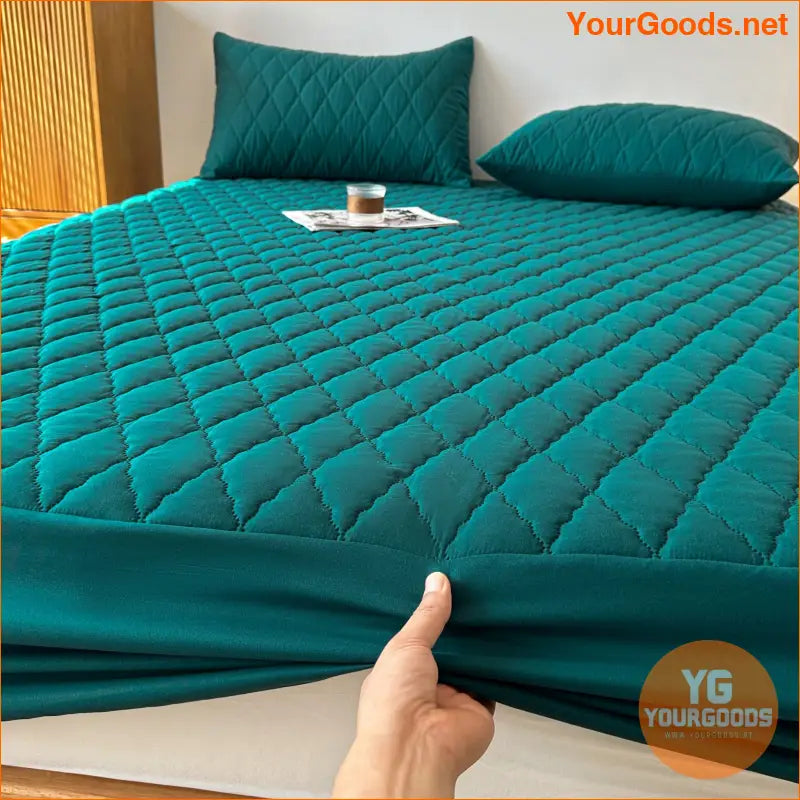 Waterproof Soft Mattress Protector Fitted Solid Design - YourGoods Online Shop