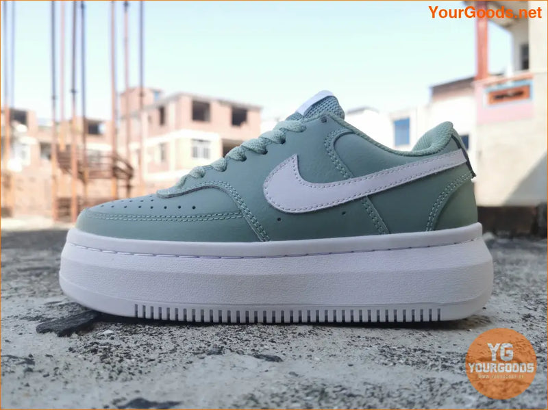 Women´s Nike Court Vision - 36 / 3 - Platform Sneakers